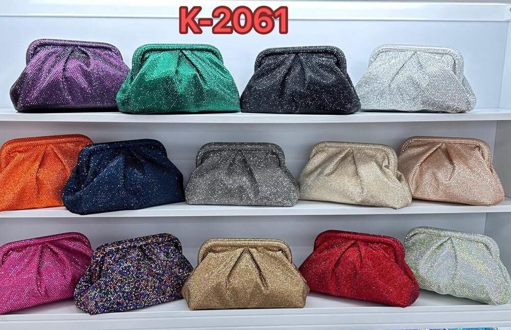 CrystalGlow Evening Bag (2)