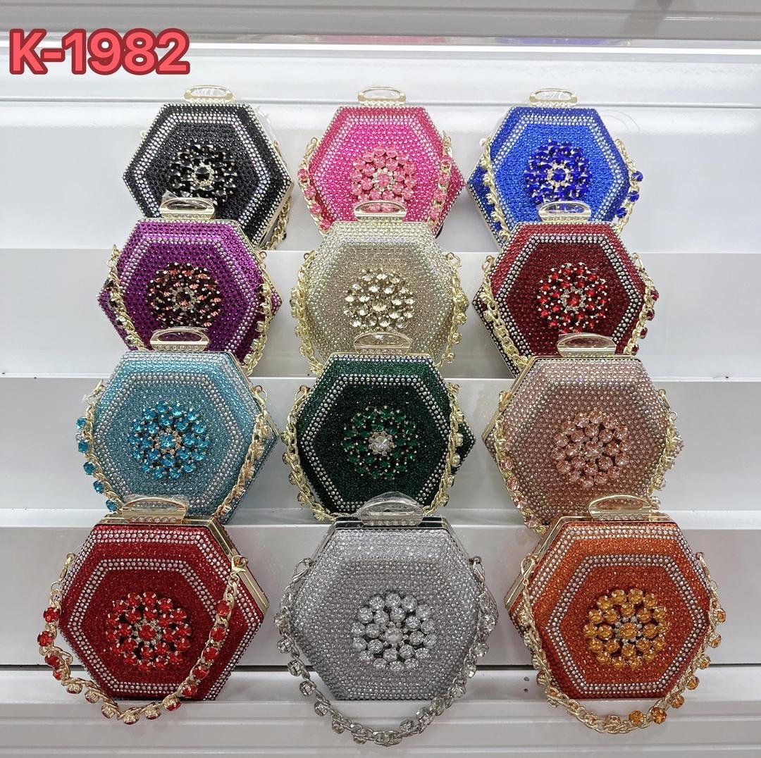 Dasein Sparkling Rhinestone Evening Clutch for Women (4) Dasein Sparkling Rhinestone Evening Clutch for Women (4)